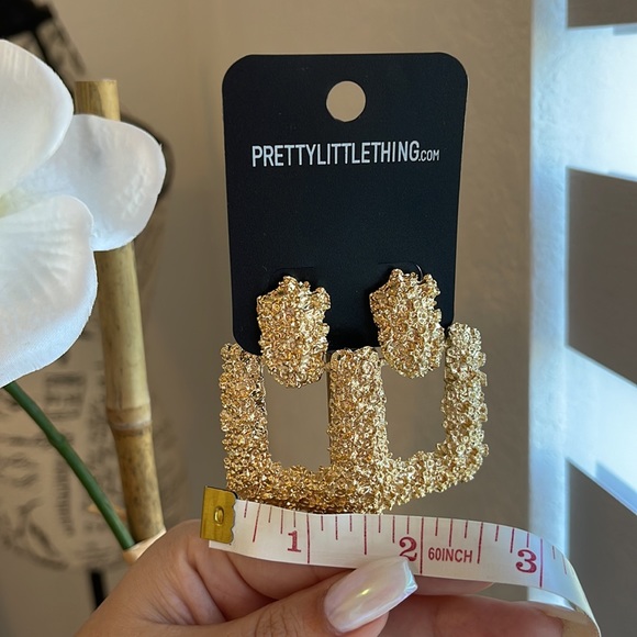 Gold Textured Square Earrings - Picture 3 of 3